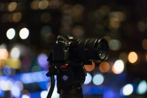 Mehr über den Artikel erfahren Der ultimative Leitfaden für das perfekte Kamera Stativ: Tipps und Empfehlungen für Foto- und Video-Enthusiasten